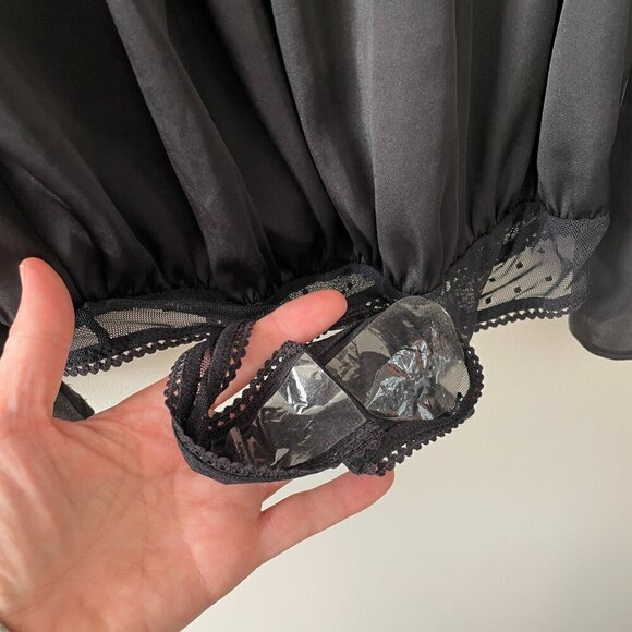 Free People She's A Natural Round Neck Bell Sleeve Bodysuit Black Small NEW - Picture 6 of 8